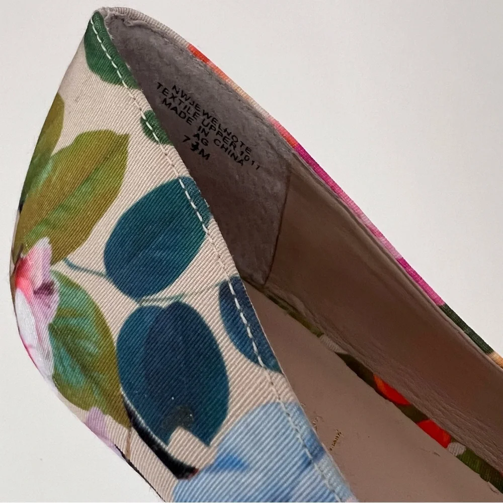 NEW Nine West Floral Flats - Picture 7 of 7